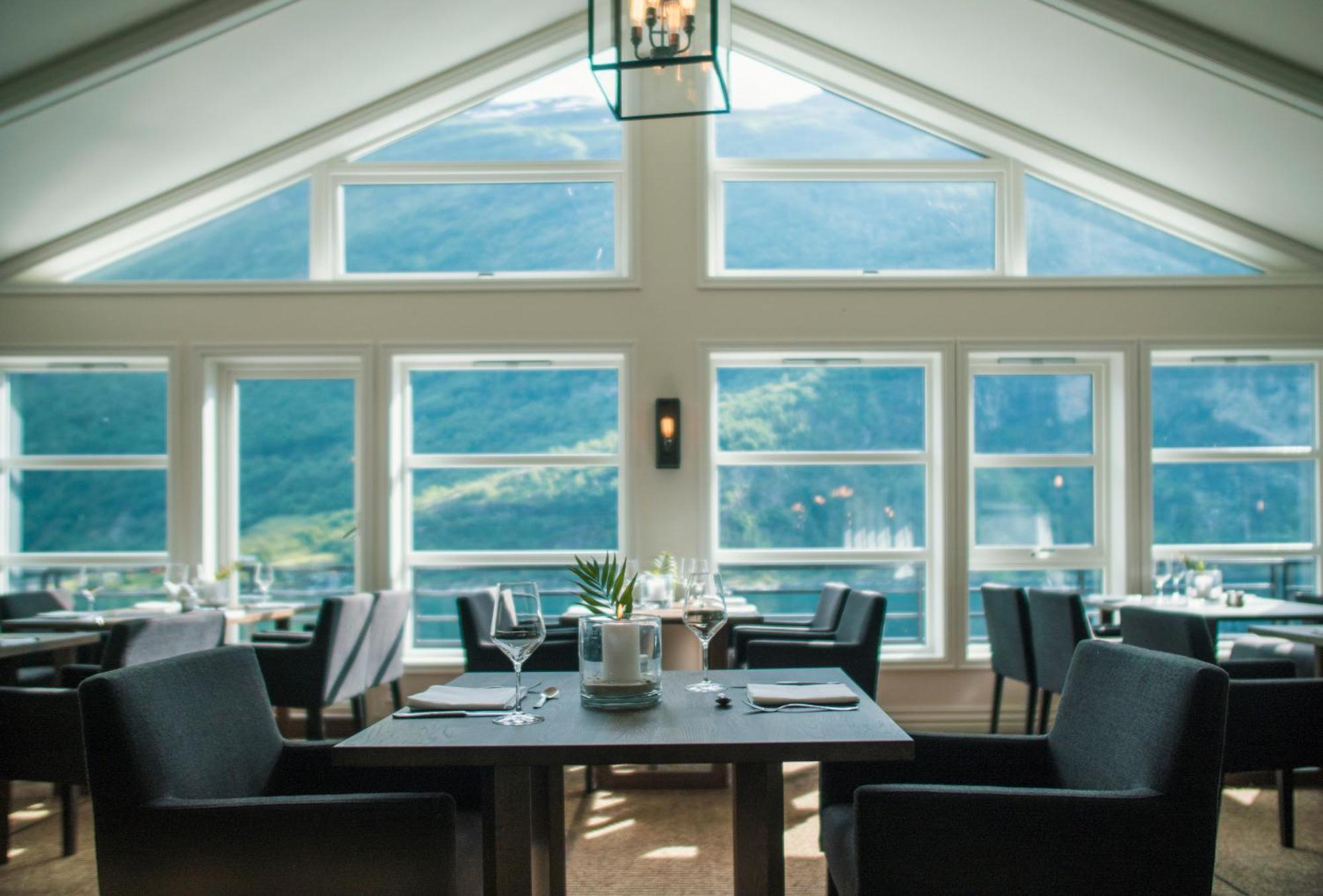 Grande Fjord Hotel 4*
